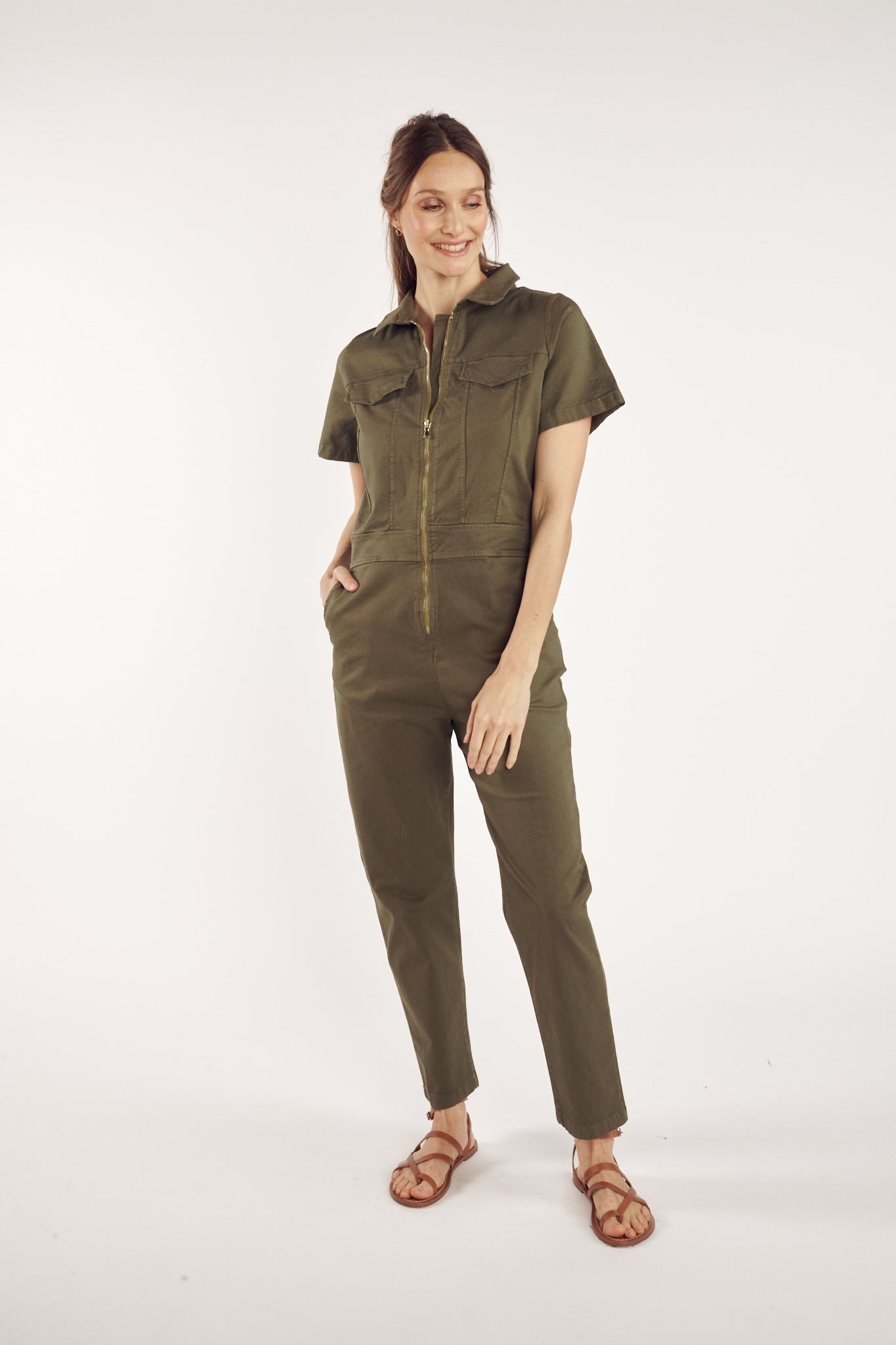 Combinaison pantalon kaki Collection Printemps Été 2025 Pako Litto