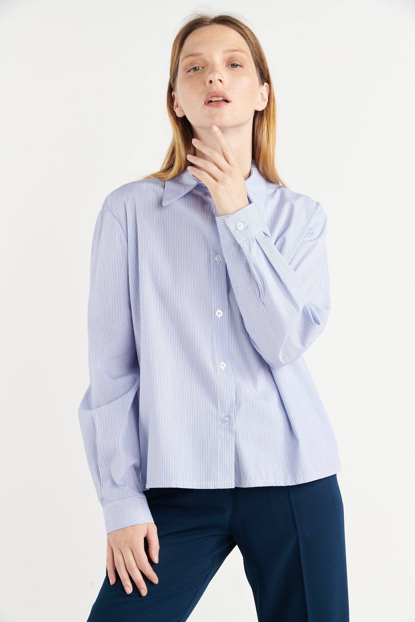 CHEMISE COURTE RAYURES FINES MARINE CASSIE