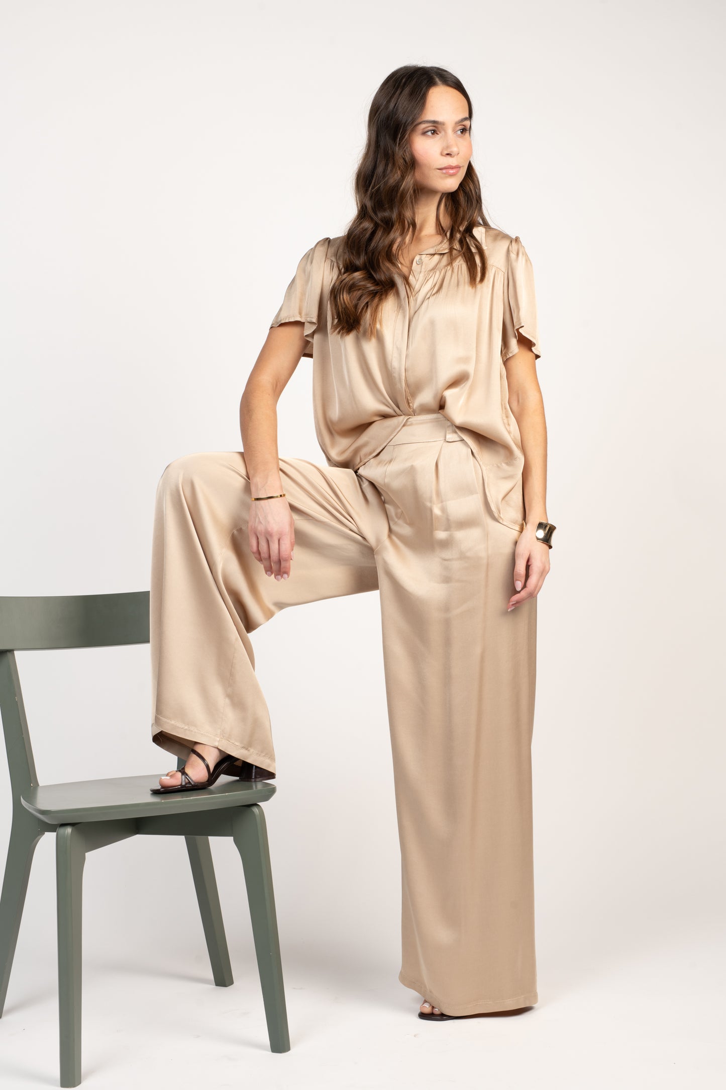 PANTALON SATINÉ ÉVASÉ EULALIE BEIGE