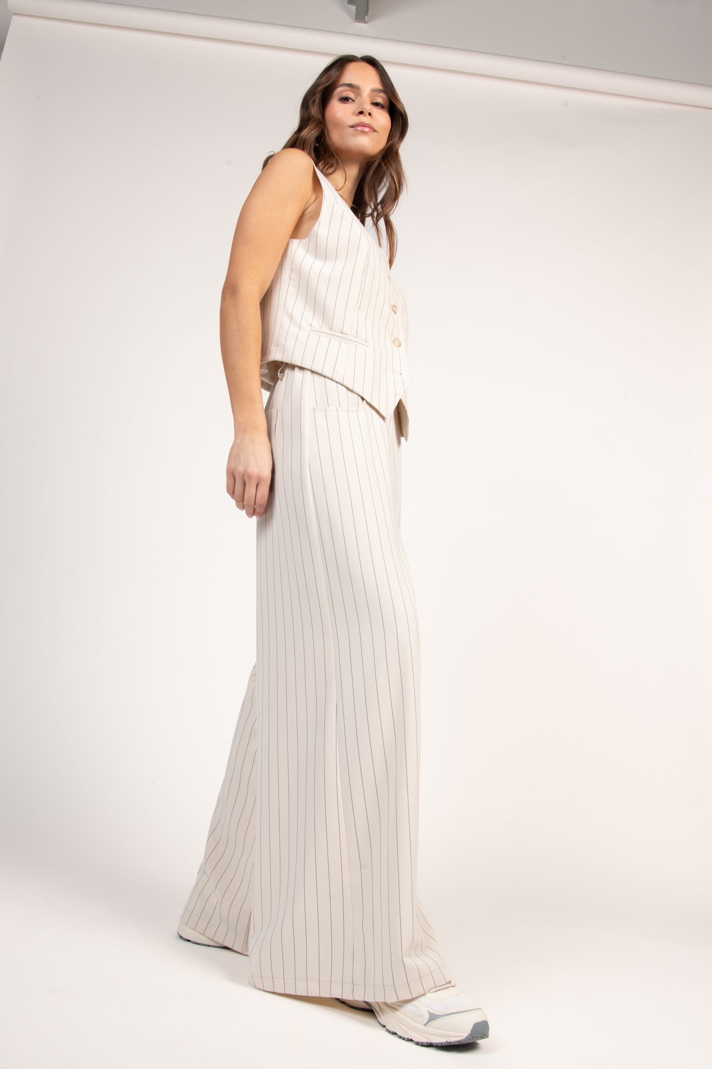 PANTALON ÉVASÉ À RAYURES ÉRIN ÉCRU