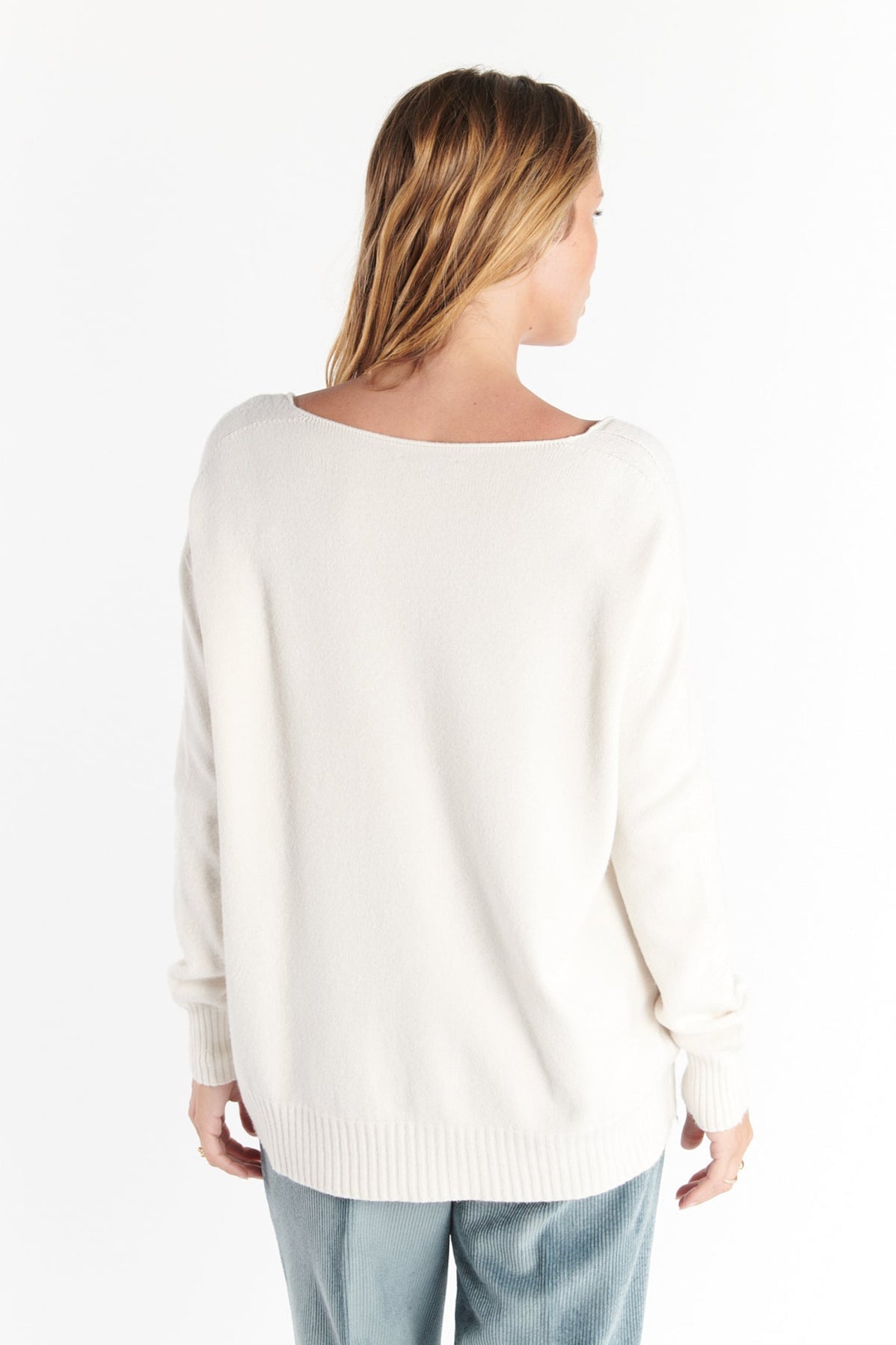 PULL COL V DAN NATUREL