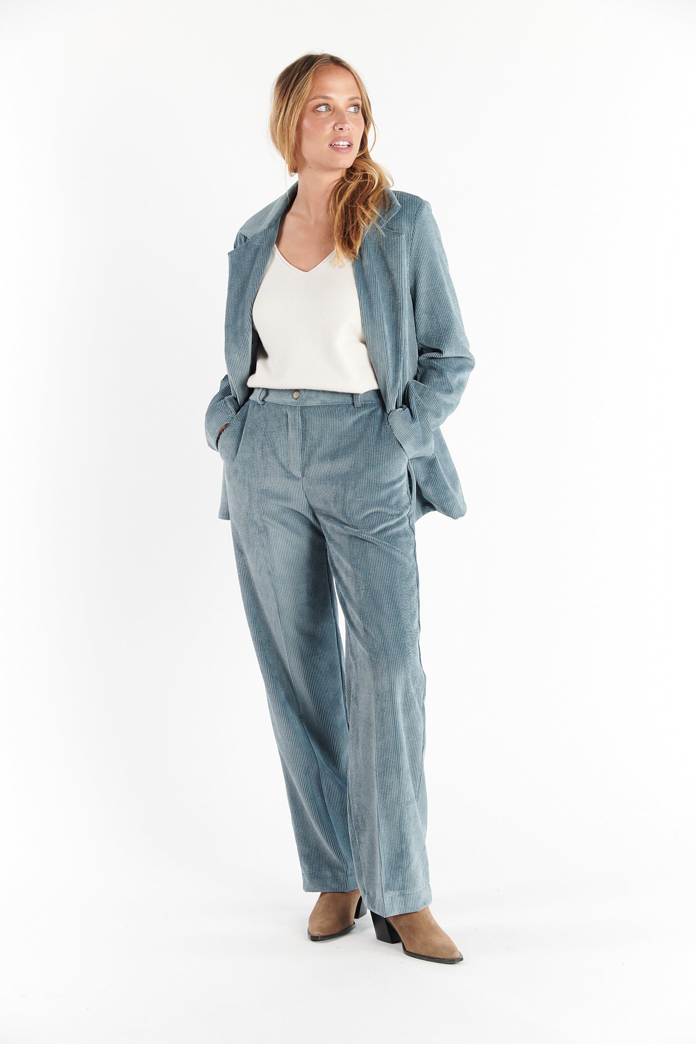 PANTALON LARGE VELOURS BRÉANNE BLEU CENDRE