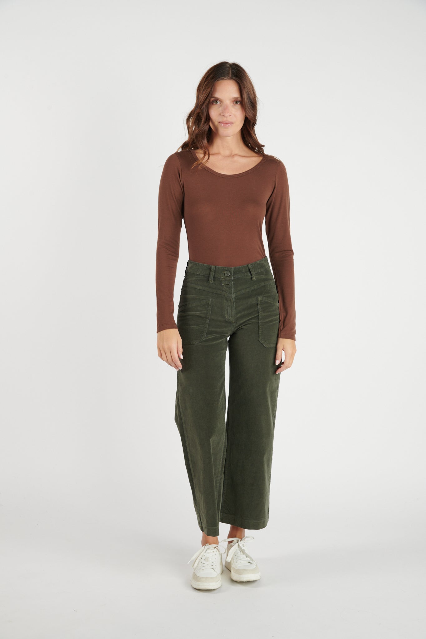 PANTALON ÉVASÉ 7/8 VELOURS DIONYS KAKI