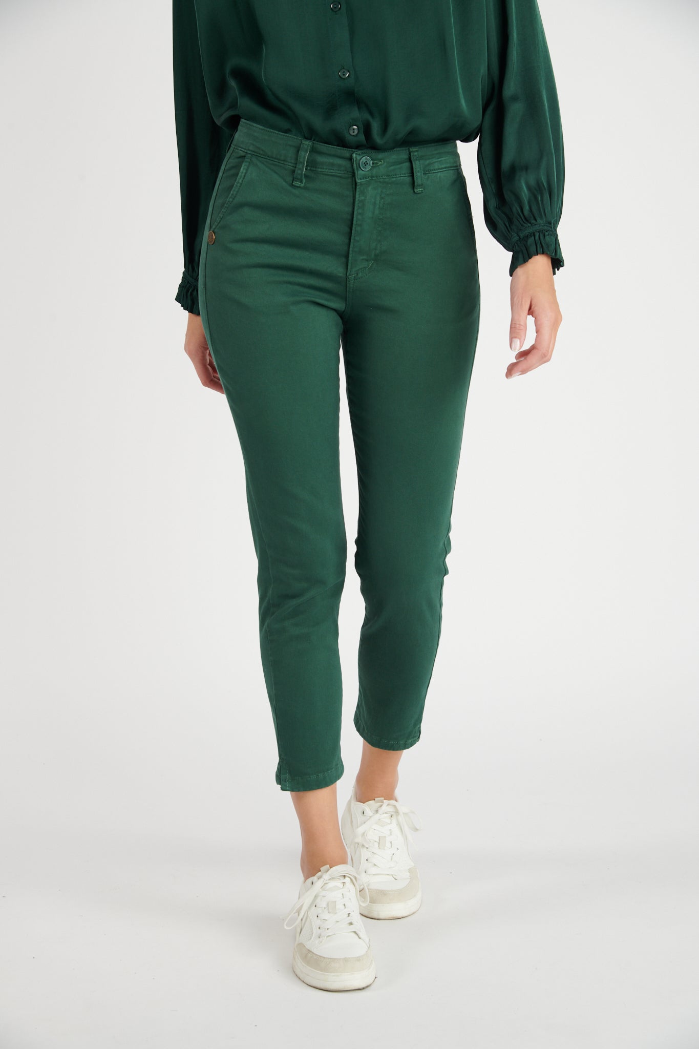 CHINO BASIQUE GARY VERT PIN