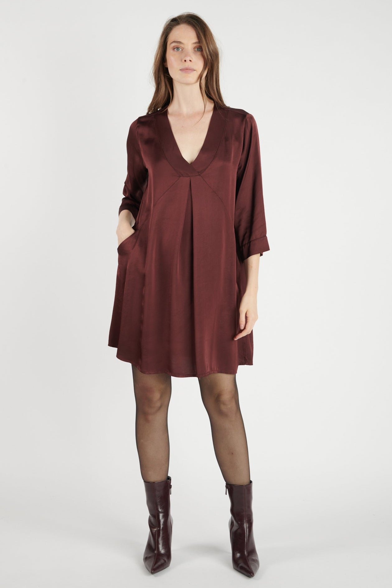 ROBE COURTE DOMAE PRUNE