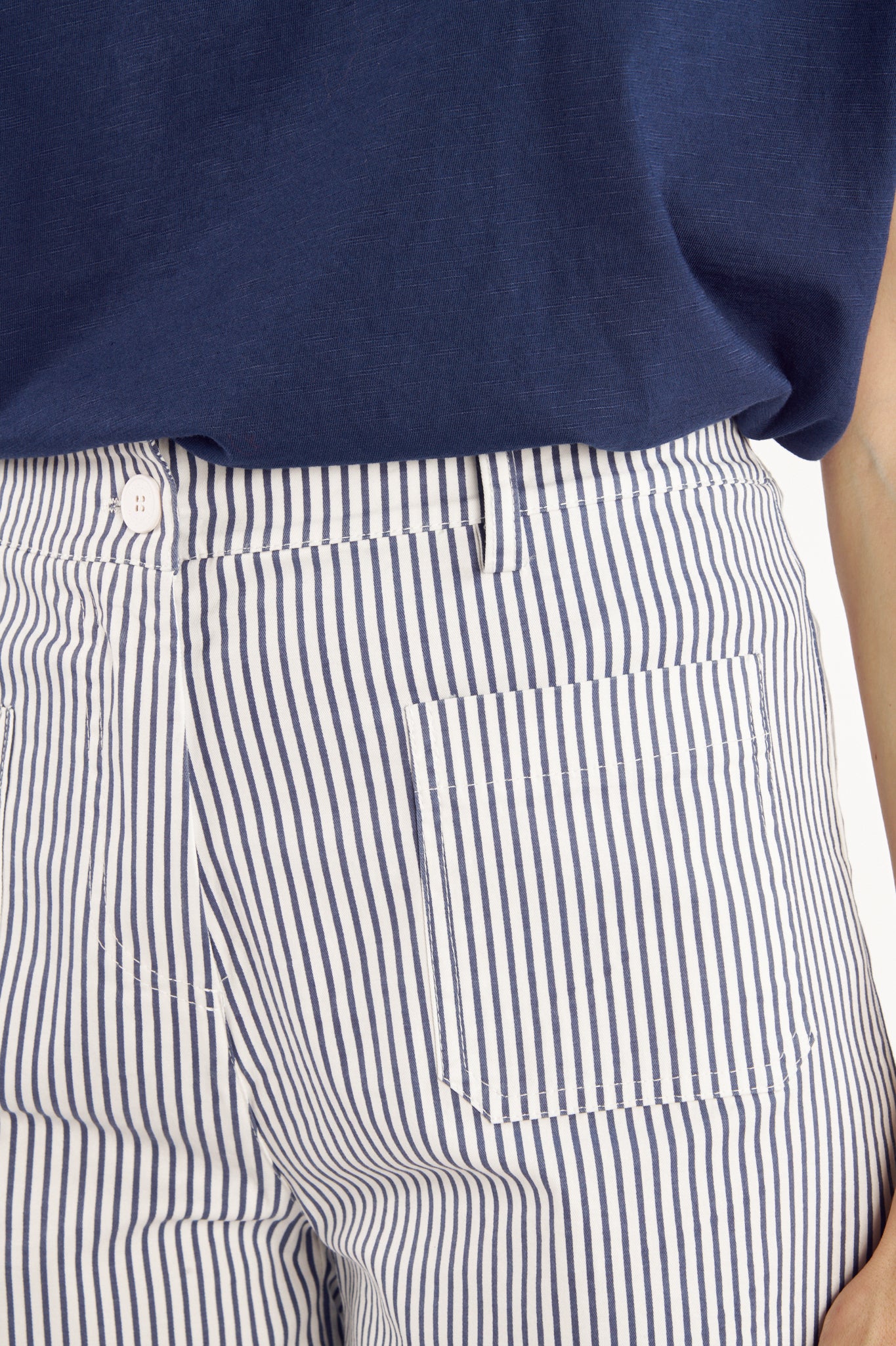 CAMERON STRIPED SHORTS NAVY