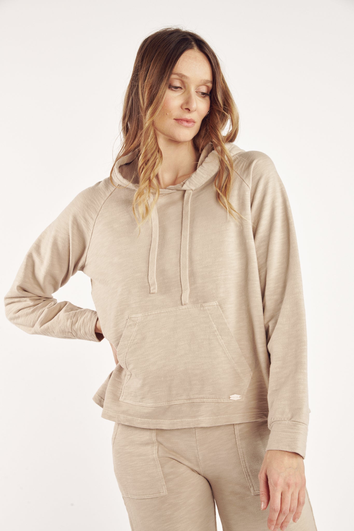 Ensemble Jogging Femme Coton et Lin Survêtement 2 Pcs Combinaison Été Printemps Sweat Sweatshirt Pantalon de Sport Tenue de Sport Décontracté Streetwear Lâche Respirant T-Shirts Pantalon Ensemble Jogging Femme Coton et Lin Survêtement 2 Pcs Combinaison Été Printemps Sweat Sweatshirt Pantalon de Sport Tenue de Sport Décontracté Streetwear Lâche Respirant T-Shirts Pantalon