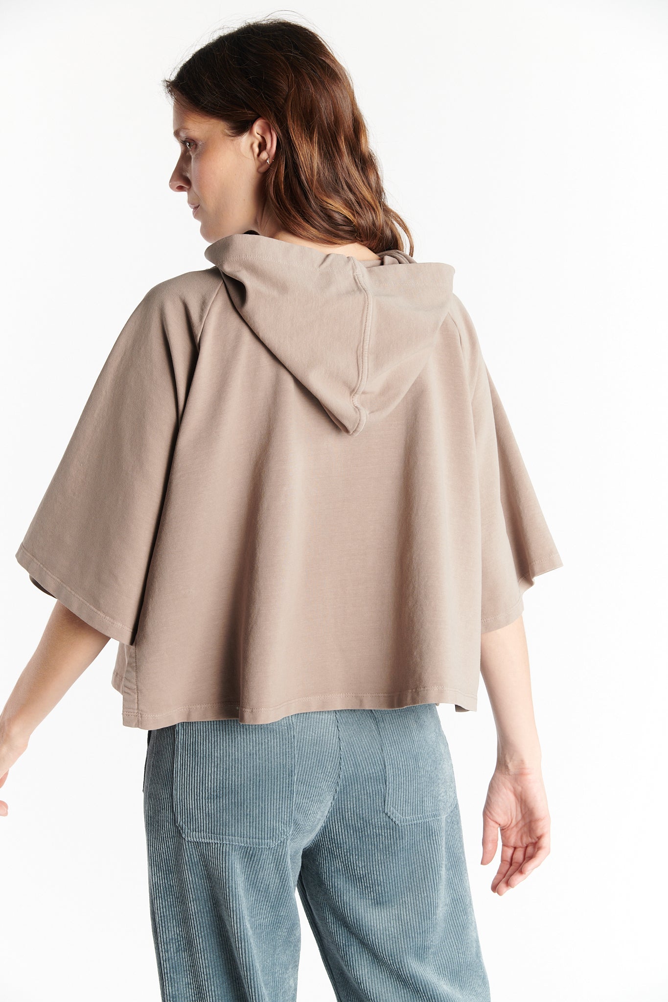 SWEAT CAPUCHE COURT DAYAN TAUPE