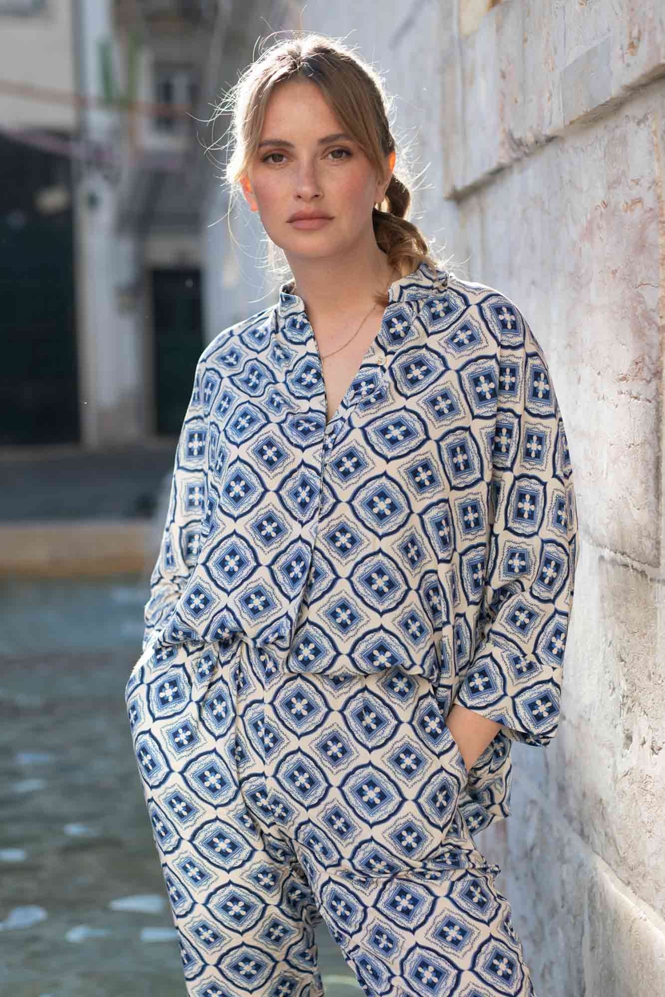 CHEMISE BEATRIZ IMPRIMÉ AZULEJOS BLEU