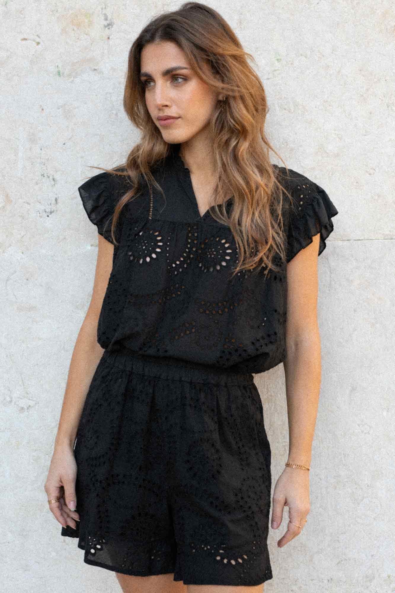 BLACK EMBROIDERED ALFONSO SHORTS