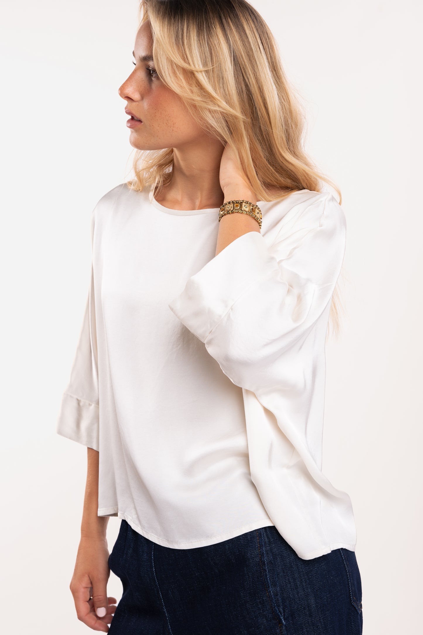 Blouse en satin écrue 