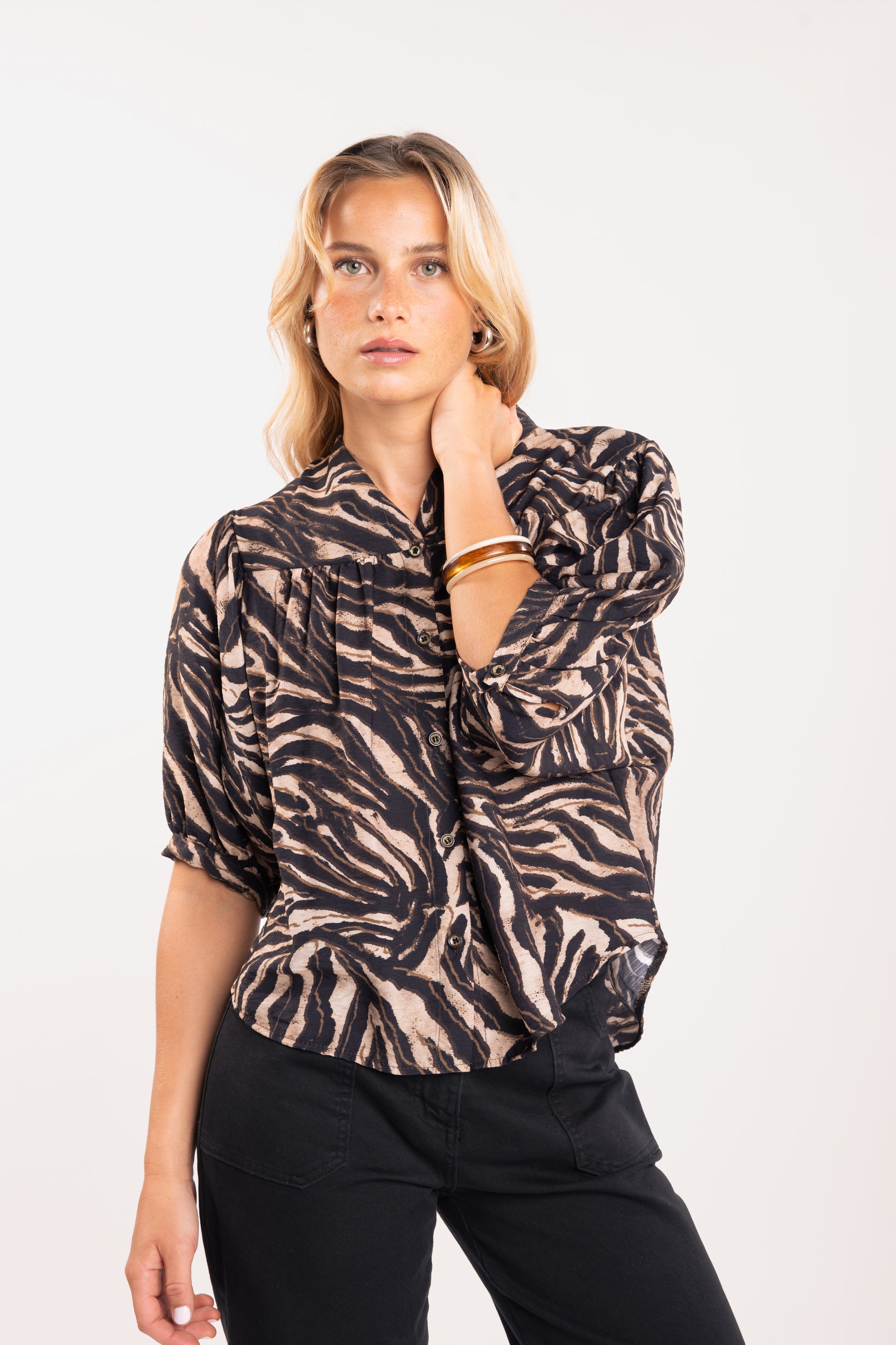 Blouse imprimée zèbre noir