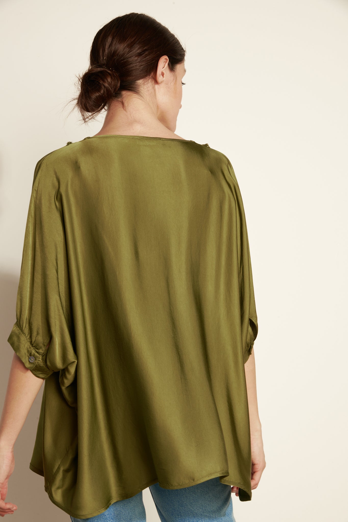 OVER SILKY V-Neck BLOUSE (FA681B05Q07Q) - KHAKI