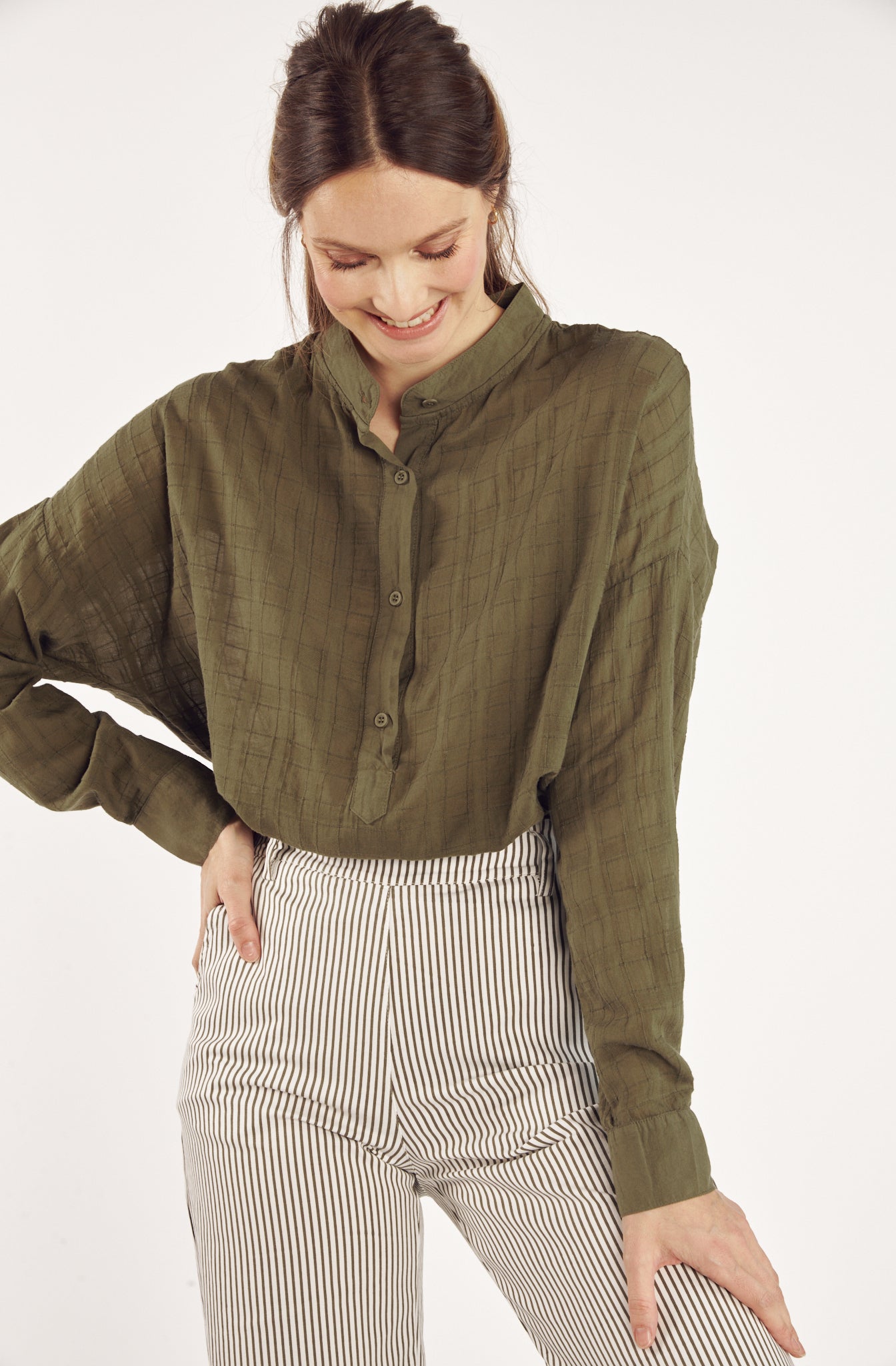 BLOUSE VOILE TEXTURÉ CÉCILE KAKI