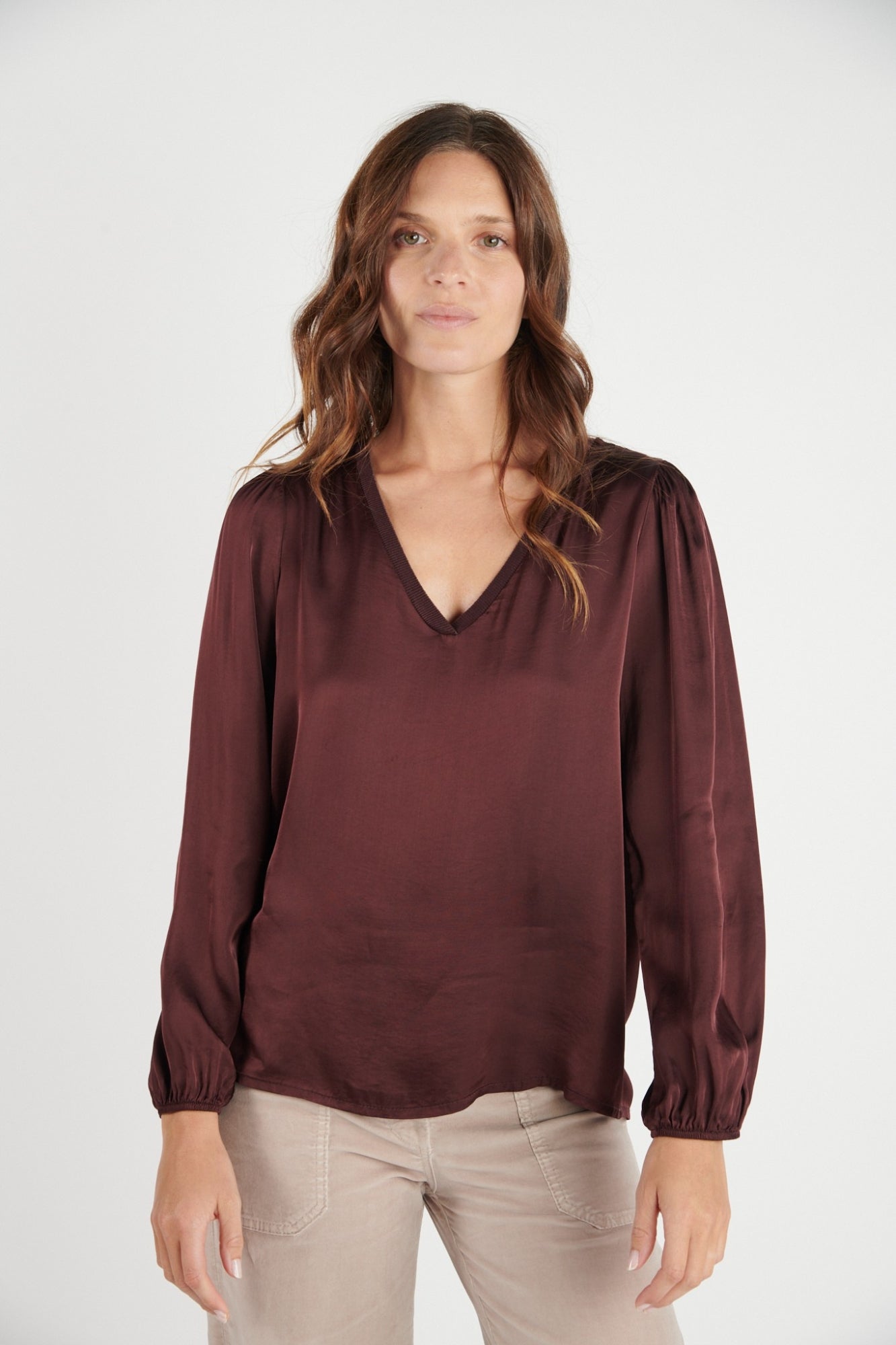 BLOUSE COL V DANA PRUNE