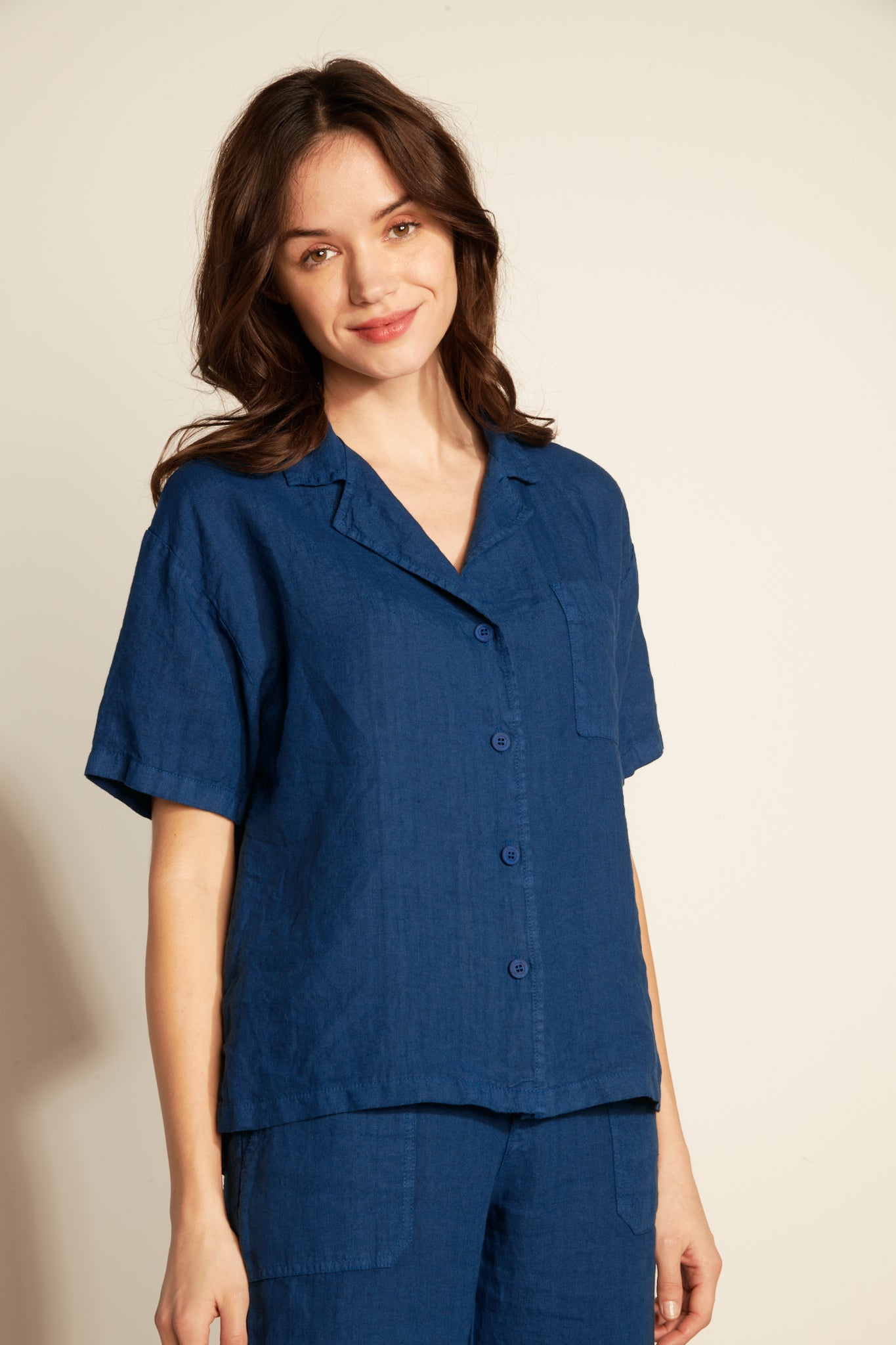 SHORT BUTTONED LINEN SHIRT - OCEAN