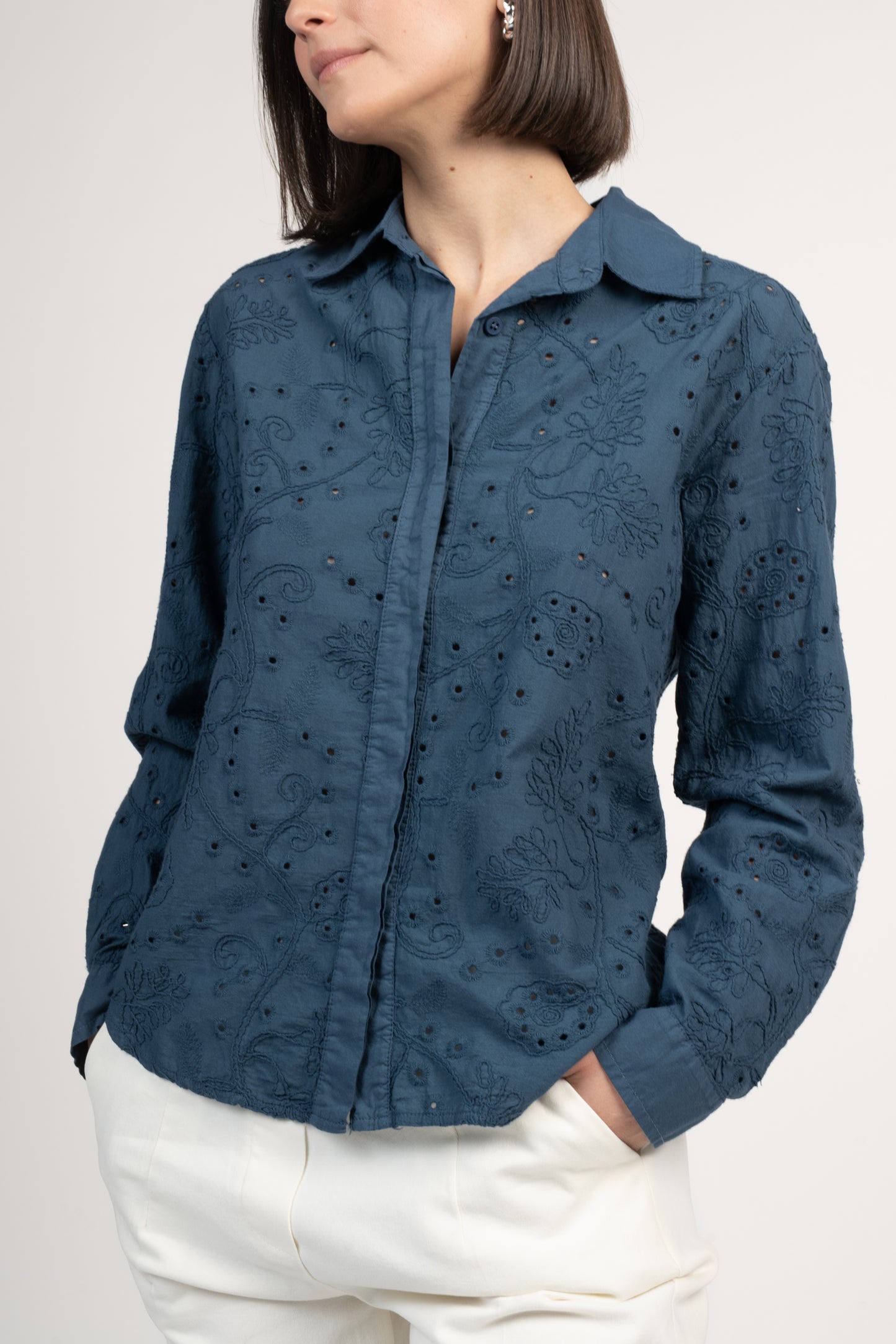 CHEMISE BRODÉE EDWIGE BLEUE