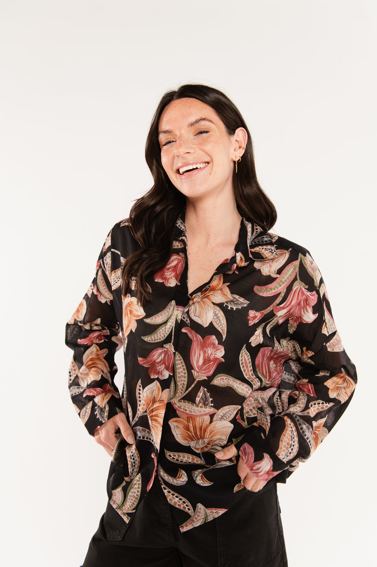 CHEMISE À FLEURS EN VOILE DE COTON ELFIE NOIR