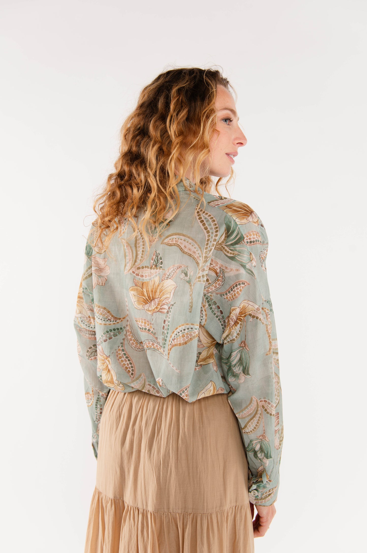 CHEMISE À FLEURS EN VOILE DE COTON ELFIE VERT D'EAU