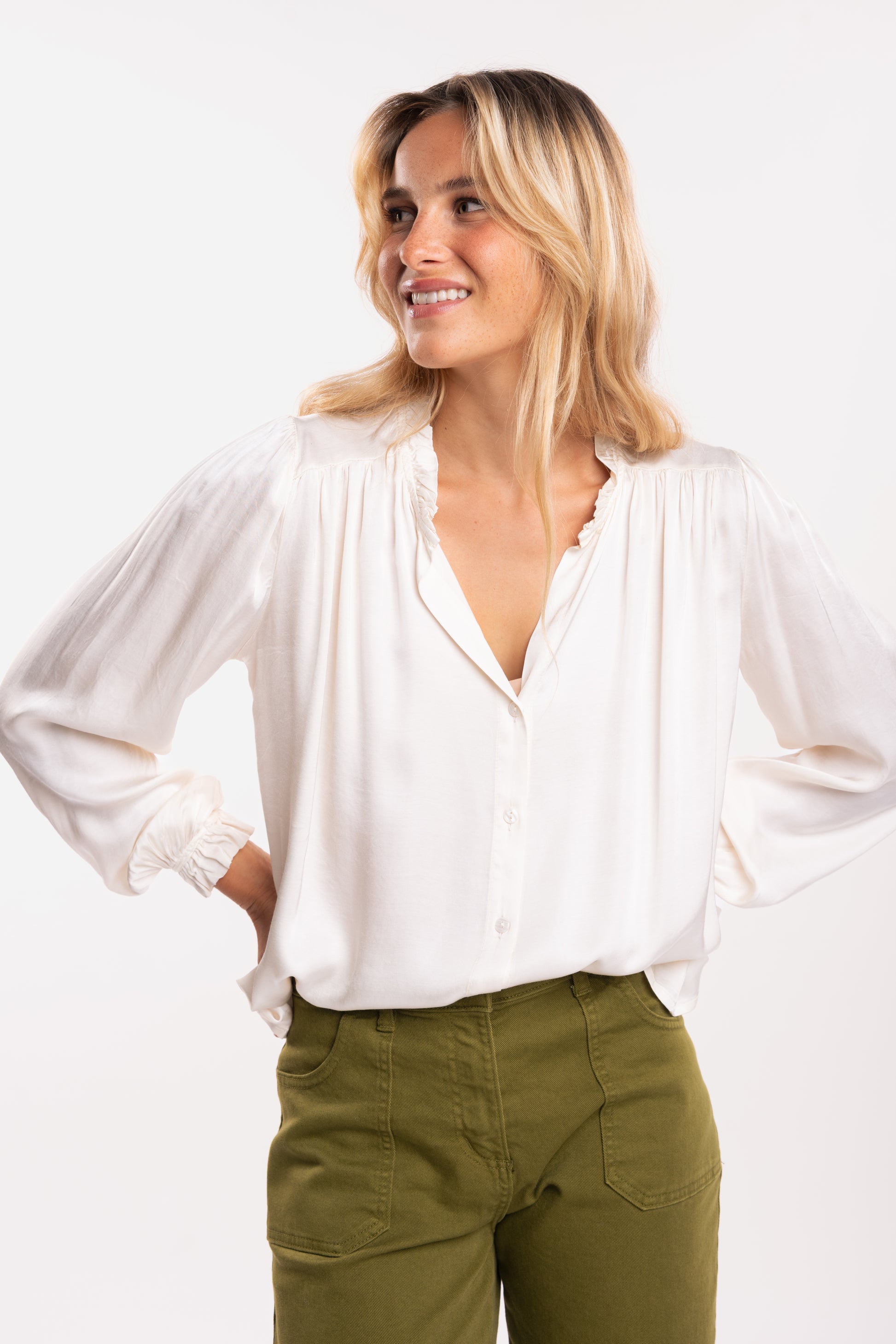 Chemise satin écrue