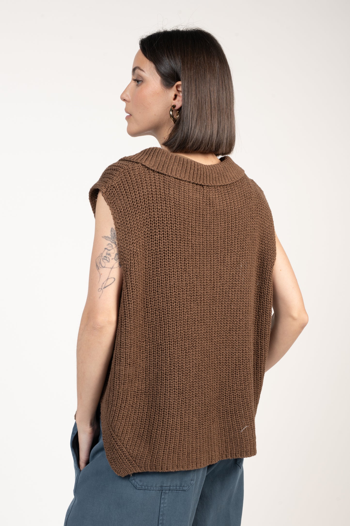 PULL SANS MANCHES ÉLISÉA CHOCOLAT