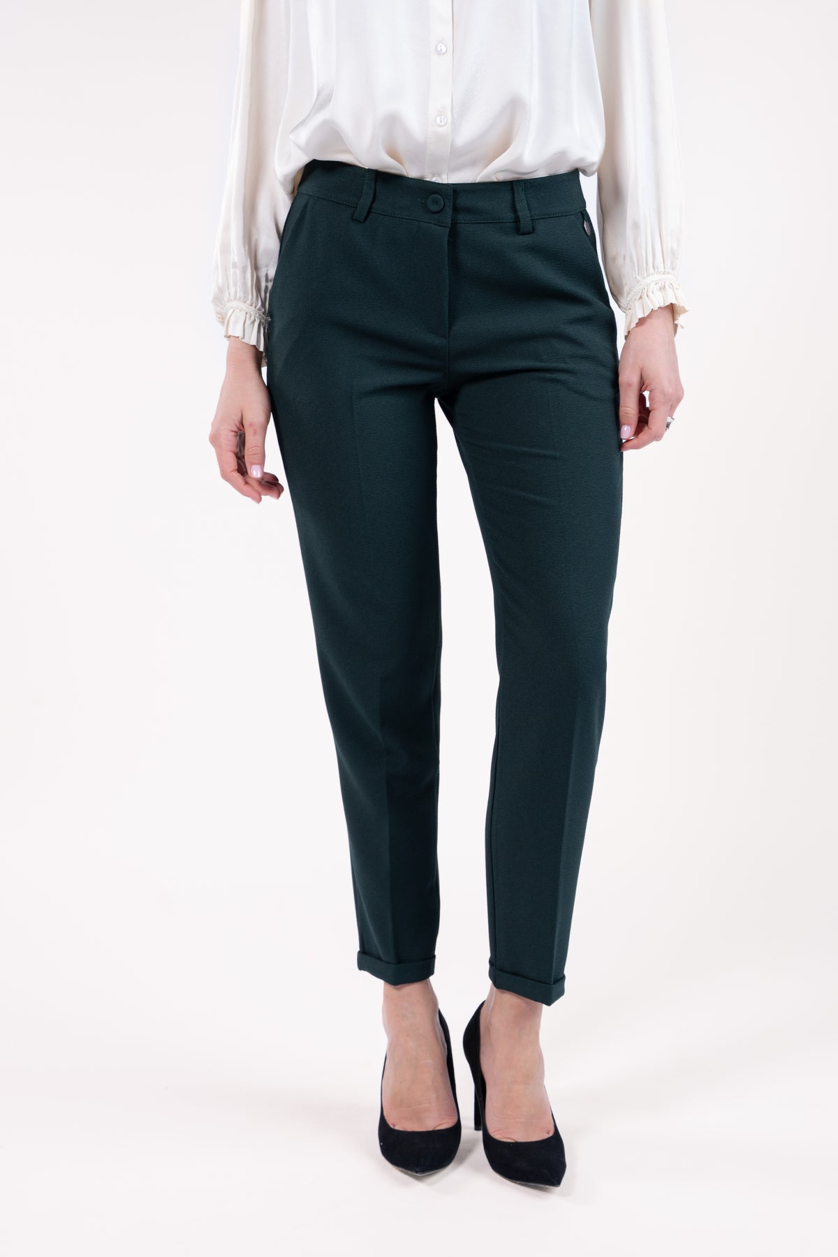 Pantalon cigarette 7/8ème vert et talon noir 
