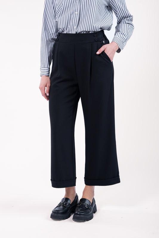 Pantalon large 7/8ème femme noir avec mocassin 