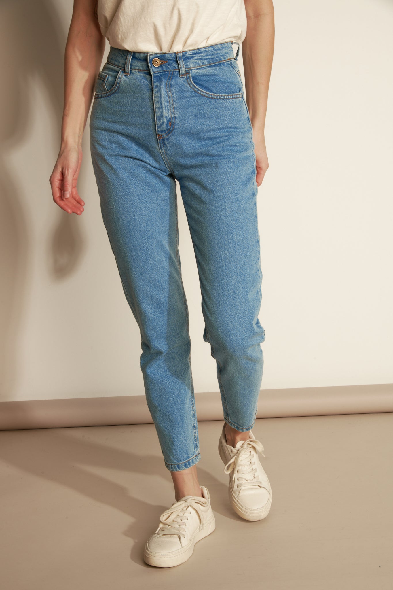 HIGH WAIST LIGHT EDOUARD JEANS