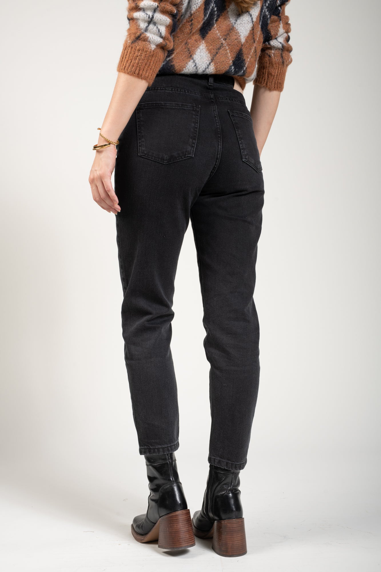 HIGH WAIST JEANS - BLACK