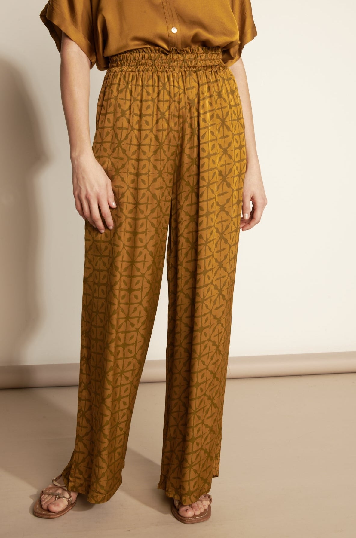 WIDE SILKY ETHNIC TROUSERS (F5017P05Q) - AMBER 76V