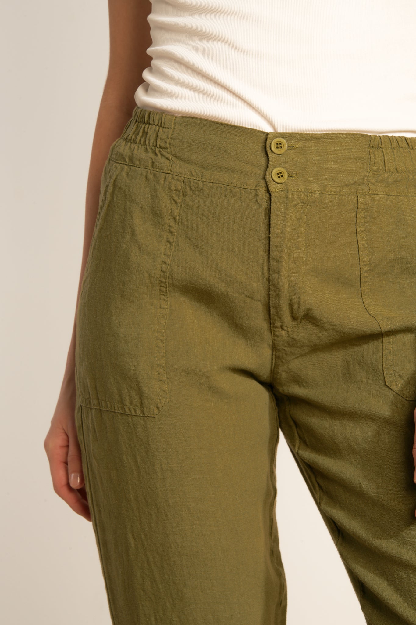 ELASTIC LINEN PLATE POCKET TROUSERS - KHAKI