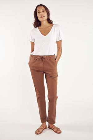 RAFAEL CACAO JOGGING CHINOS