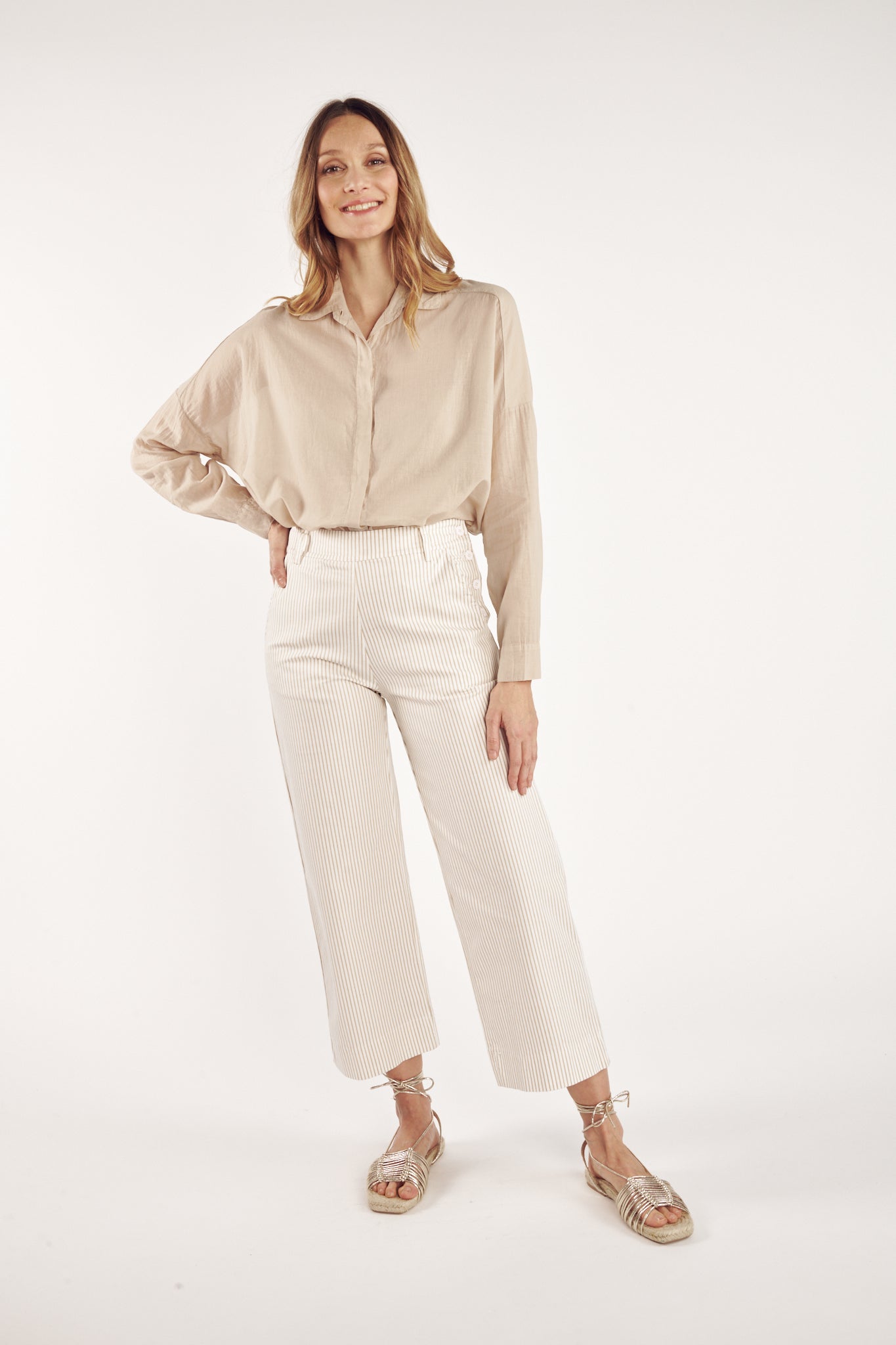 PANTALON ÉVASÉ À RAYURES SABLE CAIN