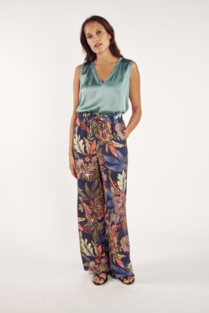 CAMDEN PRINTED DENIM FLOWER TROUSERS