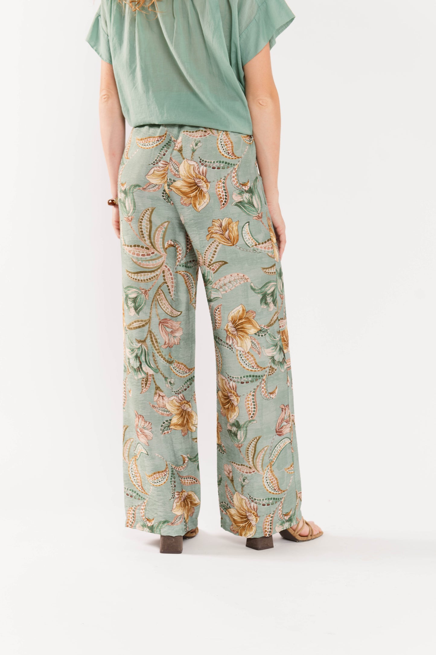 PANTALON À FLEURS ESMÉ VERT D'EAU