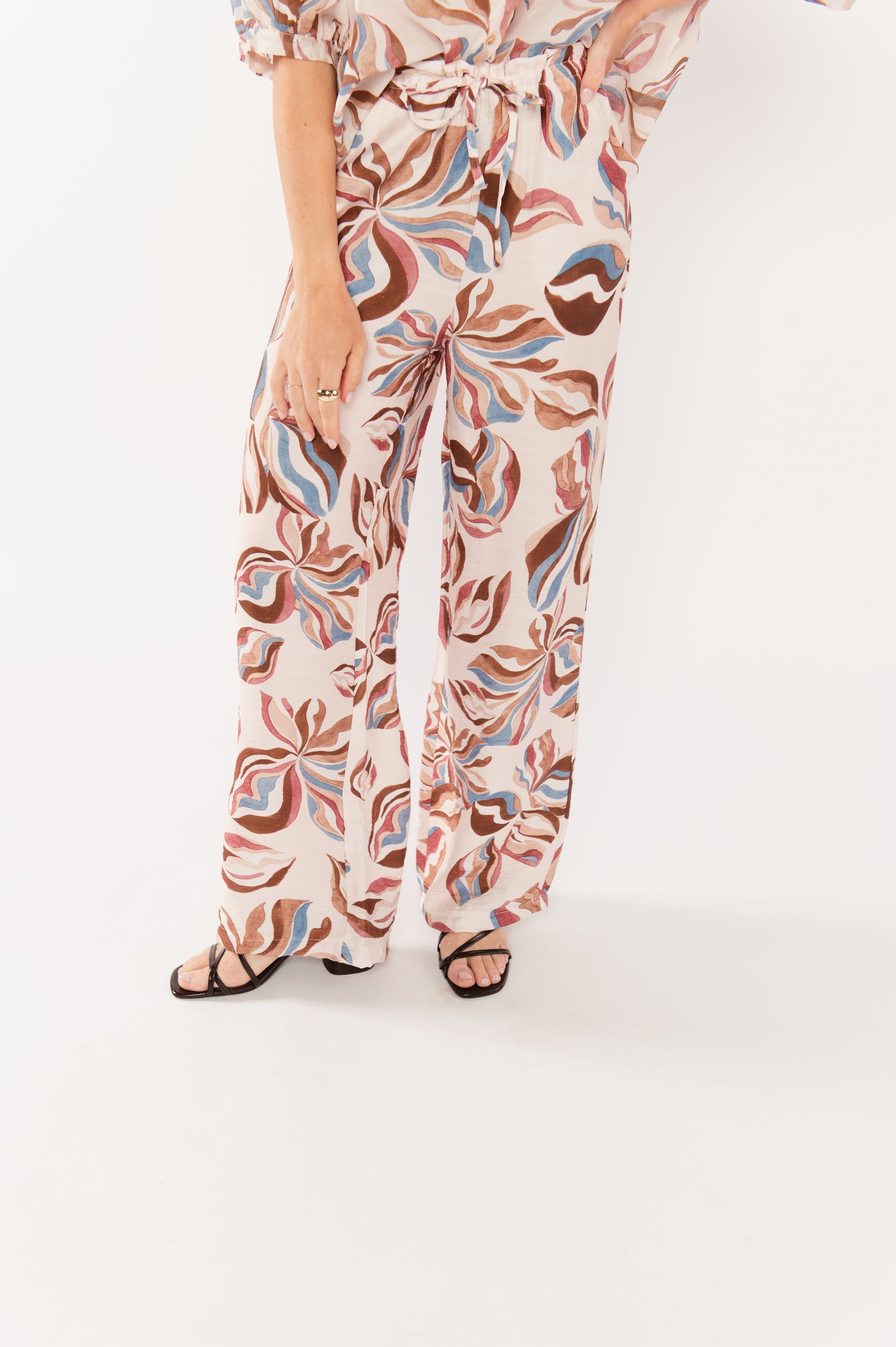 PANTALON À FLEURS EDENA ÉCRU & MARRON