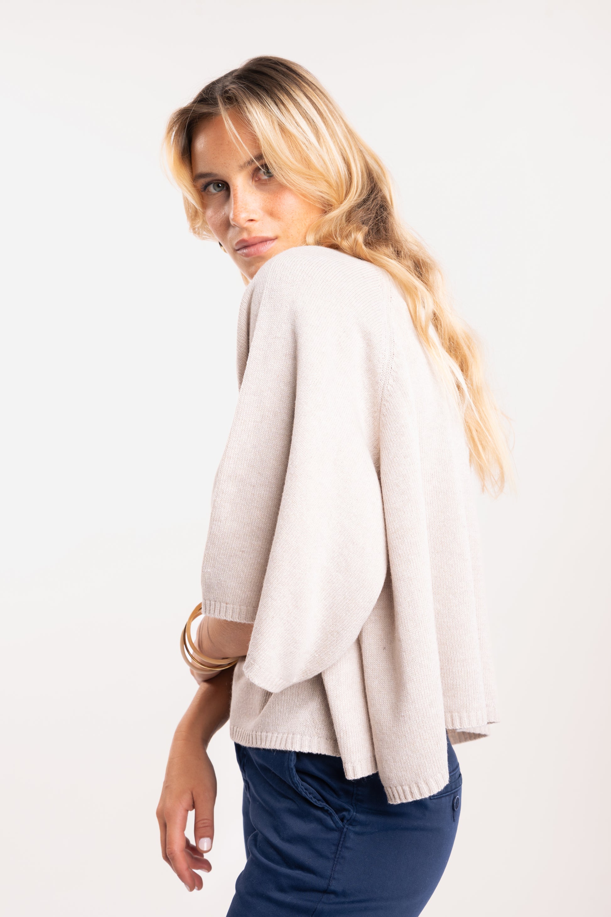 Pull femme oversize beige 