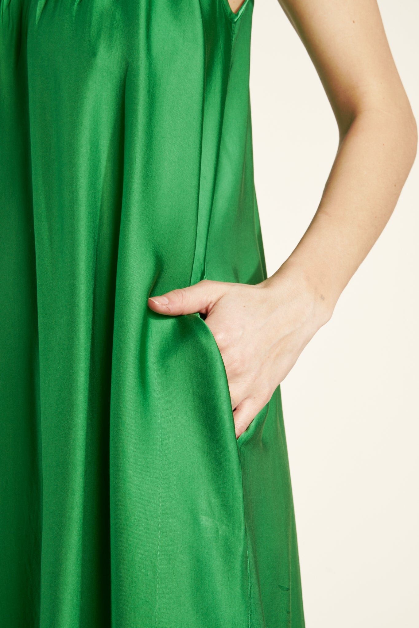 ANDRÉANE GREEN LONG DRESS WITH STRAPS