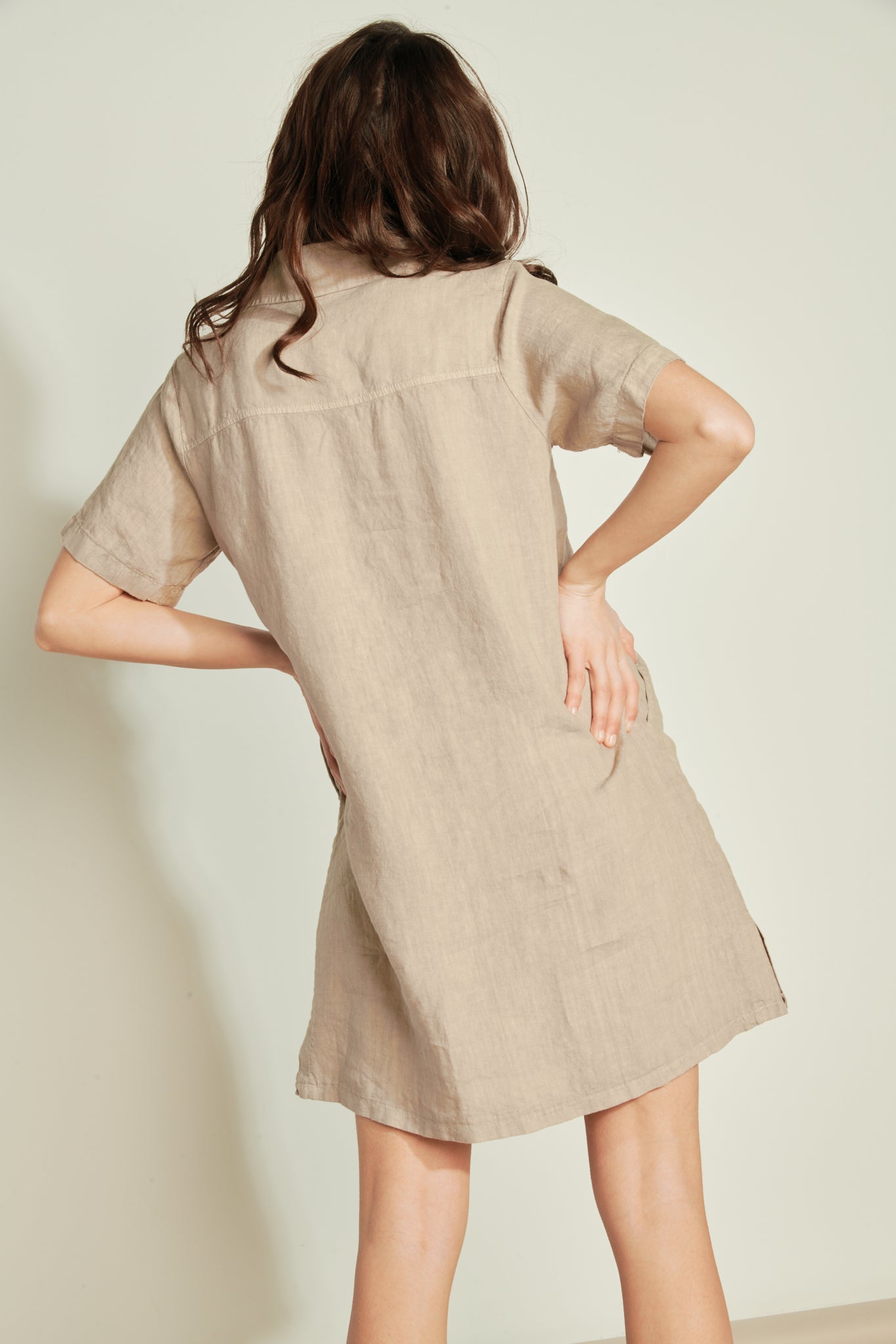 LOOSE SHORT-SLEEVED LINEN DRESS - SAND