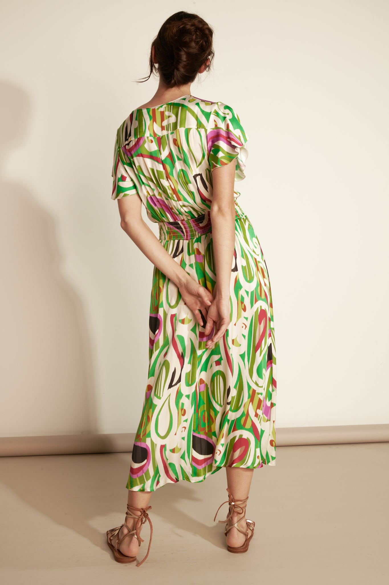 GLAM PRINT MIDI SMOKEE DRESS - PISLEY GREEN