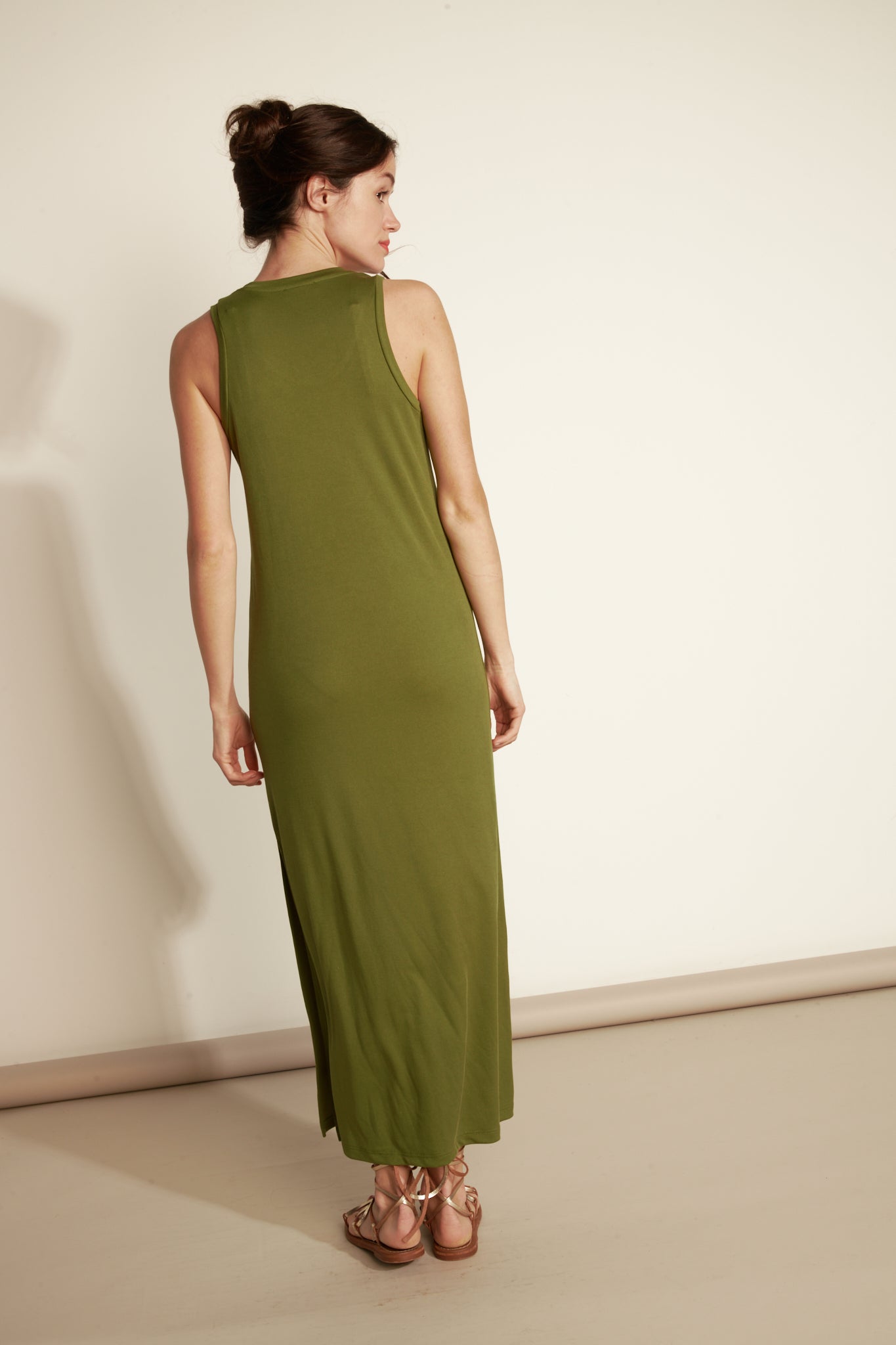 LONG FINE TANK DRESS MODAL SIDE - OLIVE