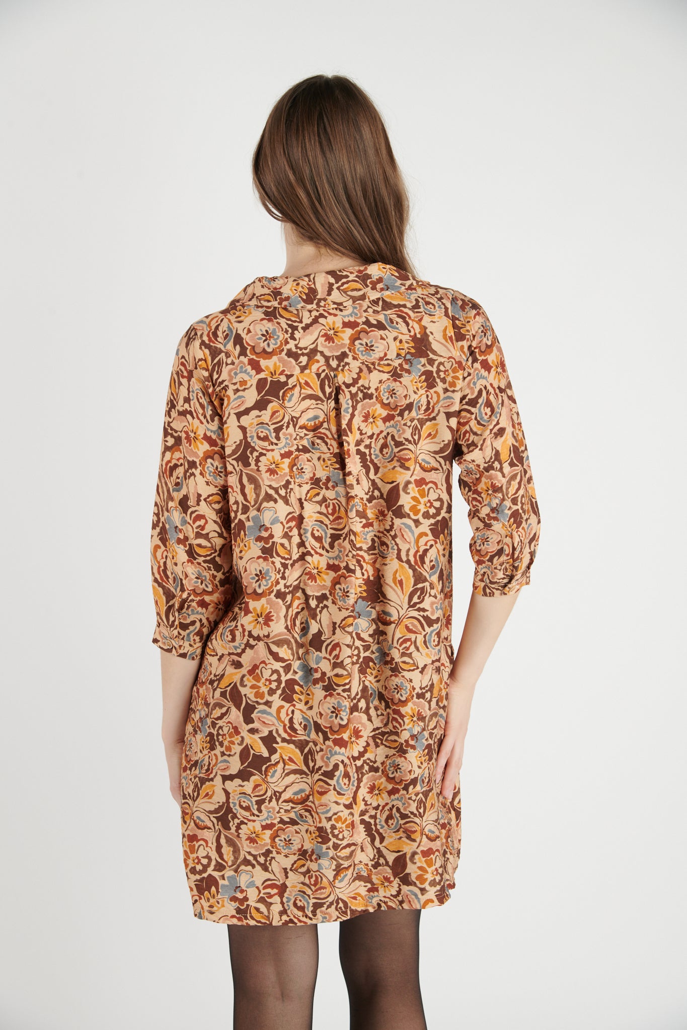 ROBE COURTE DERYA IMPRIMÉ FLOWER CHOCO