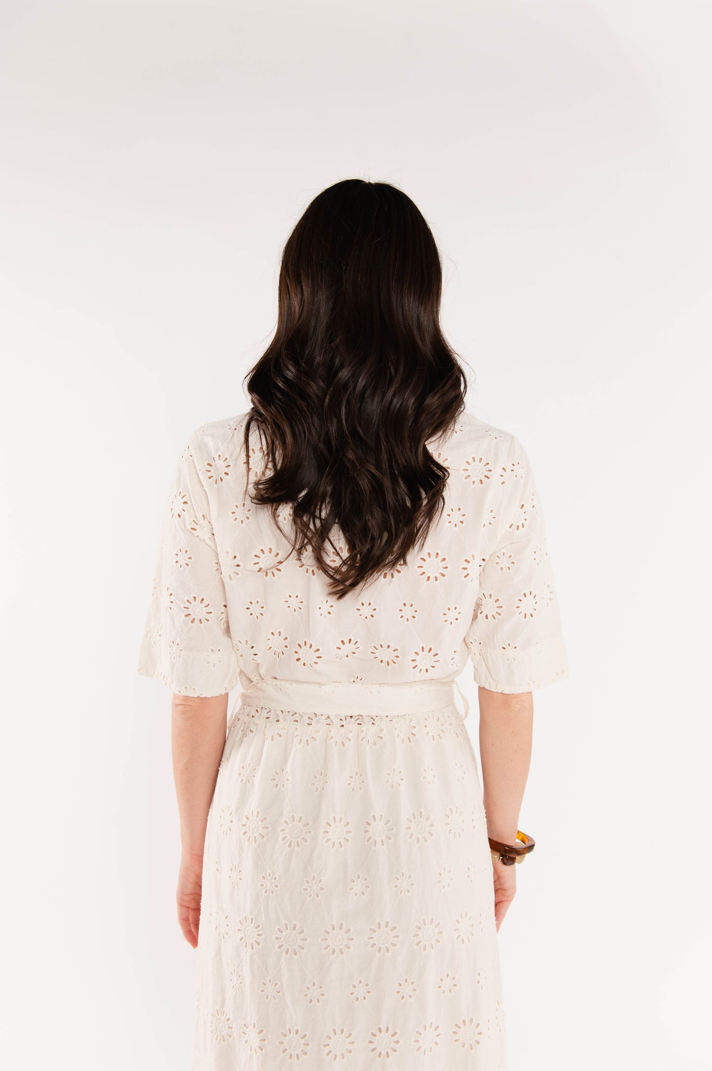 ROBE BRODÉE ÉNID ÉCRUE