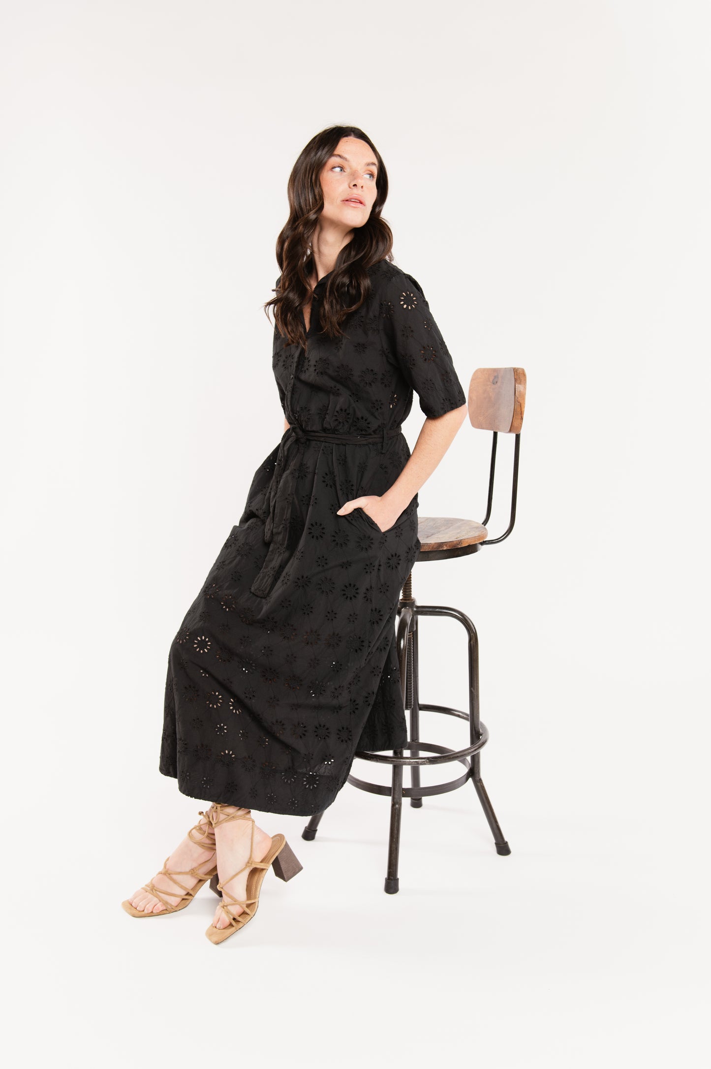 ROBE BRODÉE ÉNID NOIR