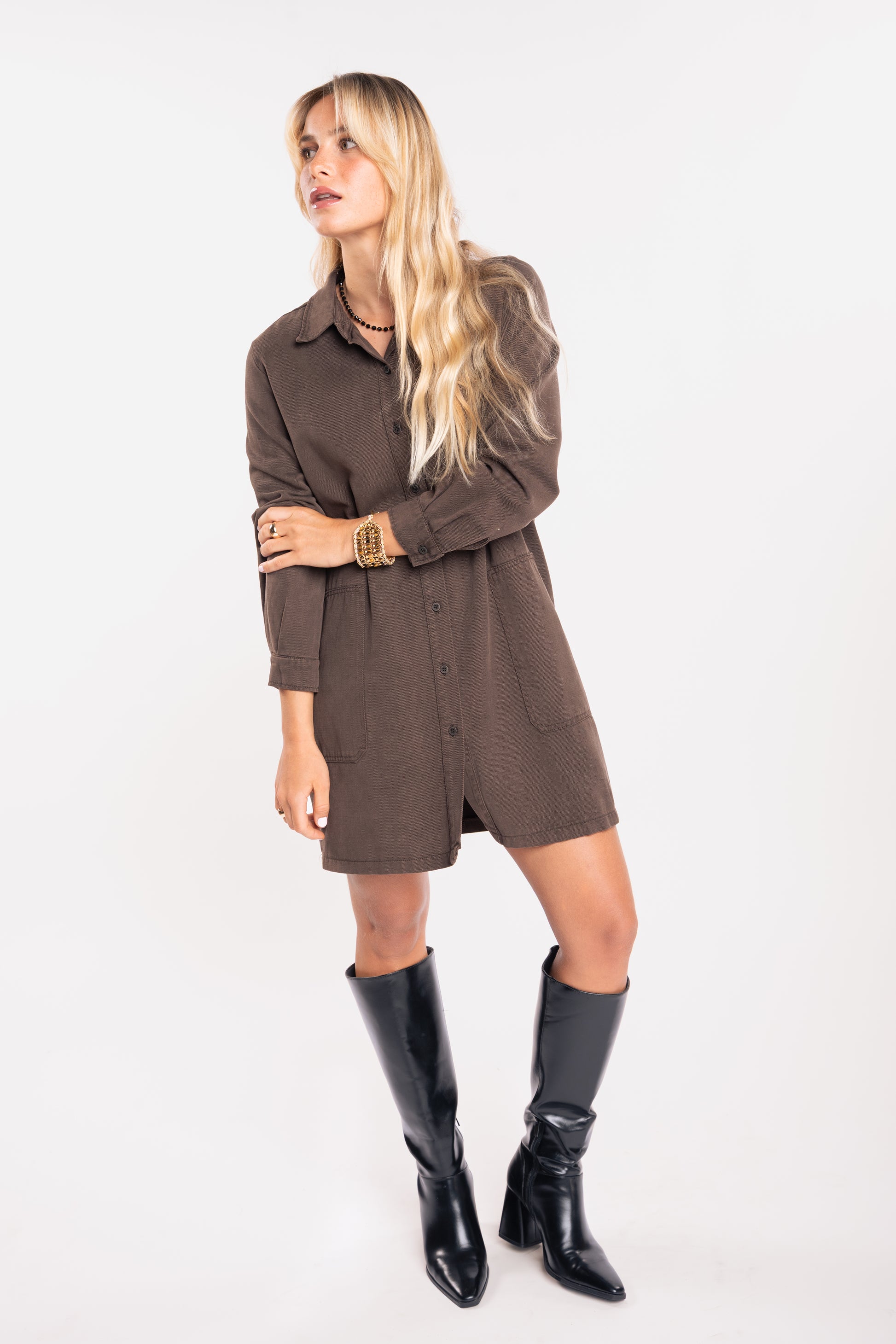 Robe boutons marron 