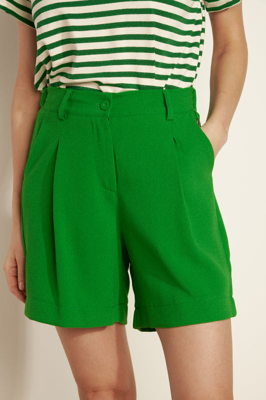 LONG AUGUSTE GREEN SHORTS