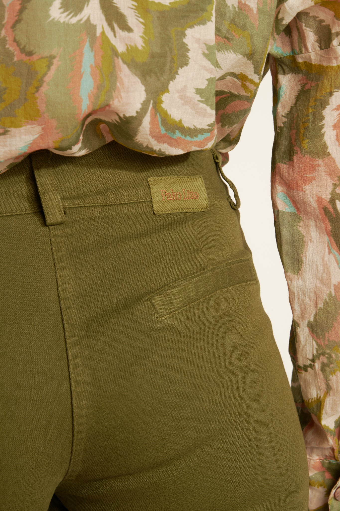 SAFARI STONE FLAME SHORTS - KHAKI