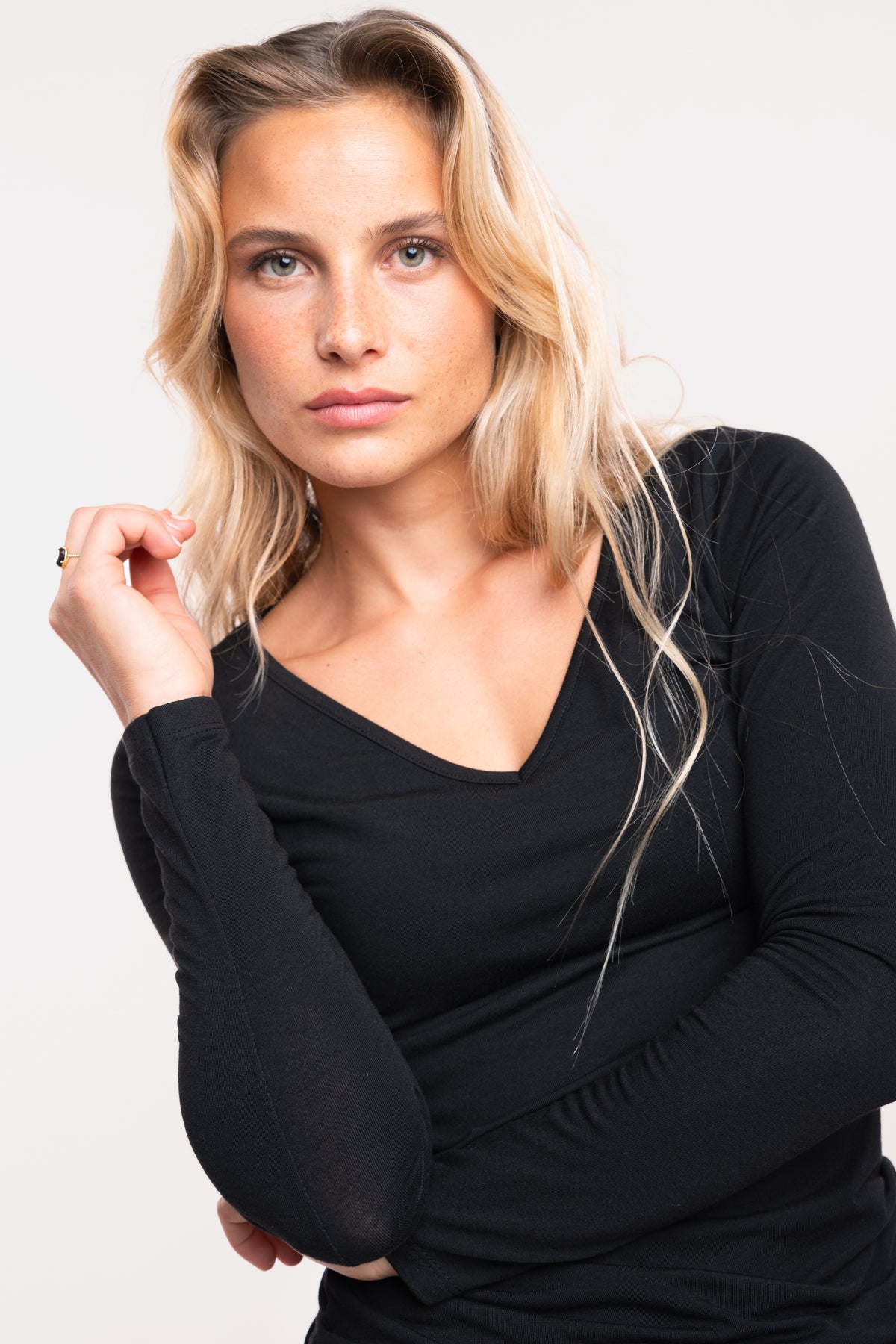 T-shirt col V noir 
