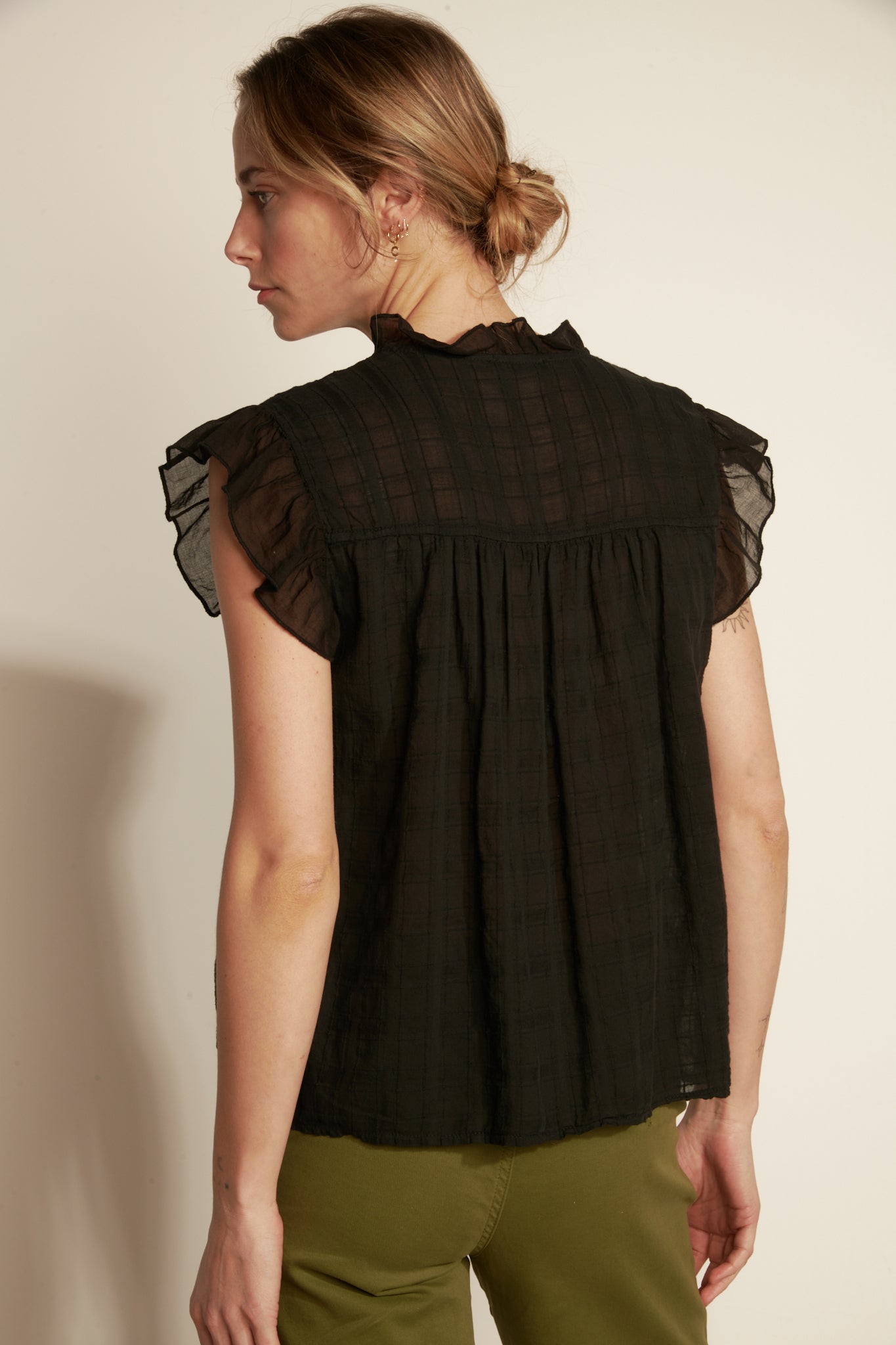 FLYING SLEEVE TOP COTTON VOILE TEXTURE - BLACK
