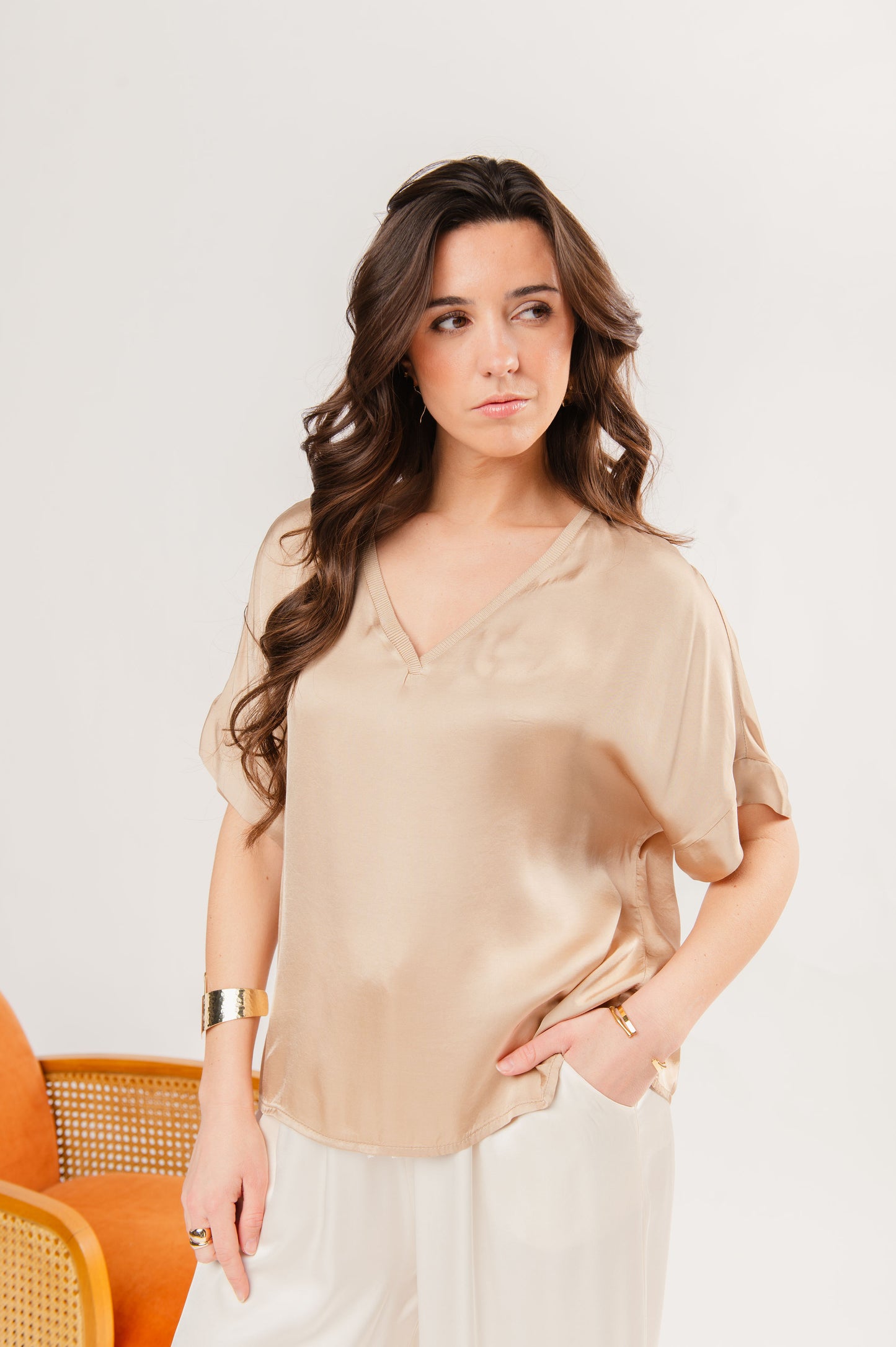 TOP COL V SATINÉ FRANCIS BEIGE